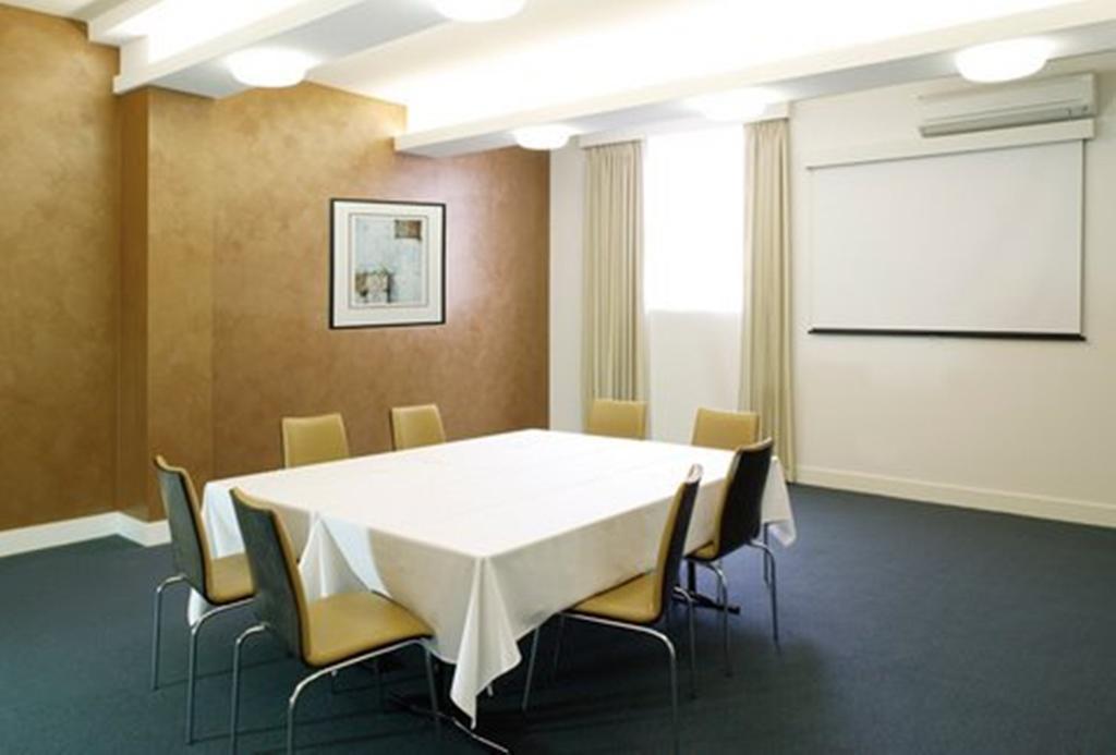 Best Western Plus Travel Inn Melbourne Konforlar fotoğraf
